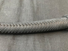 Load image into Gallery viewer, 3ft, 16 plait, Dragon Quirt, Black.